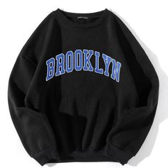 Oversized Brooklyn Crew Neck, Size M, Unworn Cozy Oversized Fall Sweatshirt Ripped Jeans Women, Volleyball Outfits, Dropped Shoulder Sweatshirt, Women Sweatshirts, Sweatshirt Outfit, Comfy Sweatshirt, Teenage Fashion, Teenage Fashion Outfits, Oversized Sweatshirt