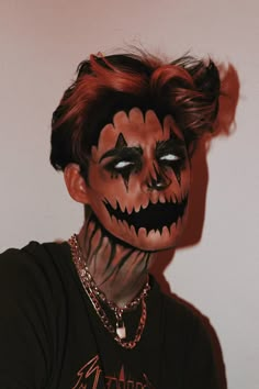 Men’s Scary Clown Makeup, Halloween Clown Makeup Scary Men, Cool Halloween Makeup For Guys, Scary Pumpkin Makeup Men, Halloween Make Up For Guys, Mens Scary Halloween Makeup, Clown Makeup On Men, Jack O Lantern Outfit, Scary Guy Halloween Costumes