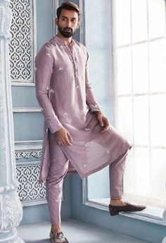 Kurta Pyjama For Men Wedding, Men Wedding Outfit, Kurta Pyjama For Men, Wedding Kurta, Men's Wedding Outfit, Kurta For Men, Kurta Pyjama, Fashion Mistakes