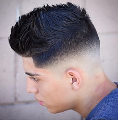 Spiky Top and Neat Sides Shop Haircut, Barber Fashion, Top Fade Haircut, Army Haircut, Military Haircuts Men, Military Haircuts, Military Cut