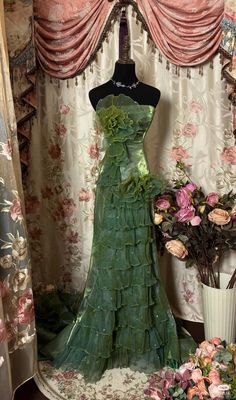 Prom Dress Inspiration Green, Fae Outfit Aesthetic, Green 90s Prom Dress, Enchanted Forest Prom Dresses, Nature Inspired Dress, Formal Green Dress, Multi Color Dresses, Sea Green Dress, Strapless Green Dress