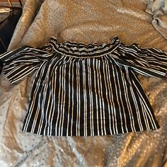 Never Worn With Tags, H&M Off The Shoulder Bell Sleeve Shirt. Originally $29.99 Casual H&m Shirt For Day Out, H&m Short Sleeve Blouse For Day Out, Casual Spring Tops By H&m, H&m Casual Black Blouse, H&m Black Casual Blouse, Casual Black Blouse By H&m, Trendy H&m Summer Shirt, Black Casual Blouse From H&m, Casual Black And White Cotton Top