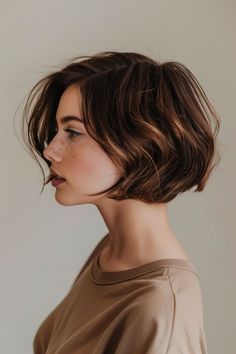 Short Bob Thick Wavy Hair, Wavy French Bob Without Bangs, Bob Ear Length, Dark Blonde French Bob, Short Bobs 2024, French Bob Without Bangs, Short Bob Hairstyles For Fine Hair 2024, French Bob Fine Hair, Ear Length Bob