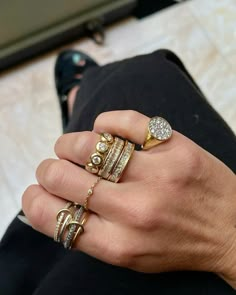 Earring Stacks, Ring Stacks, Elizabeth Jewelry, Dope Jewelry, Jewellery Gold, Classy Jewelry, Jewelry Essentials, Stacked Jewelry, Jewelry Lookbook