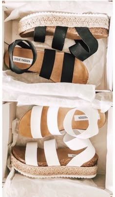 White Steve Madden Sandals, Steve Madden Sandals, Sandals Outfit, Hype Shoes, Aesthetic Shoes, Shoe Inspo, Cute Sandals, Swag Shoes, Dream Shoes