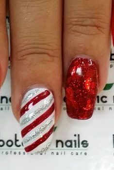 Red Xmas Nails, Chrismas Nail Art, Gel Nails Designs, Christmas Nail Designs Acrylic, Holidays Nails, French Manicure Nail Designs, Sns Nails Colors, Cruise Nails, Christmas Gel