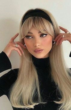 Bangs are not only chicstylishand beautifulbut also totally on-trendDiscover the most popular bang hairstyles to try in 2024. Long Blonde, Long Blonde Hair, Haircuts With Bangs, 가을 패션, Aesthetic Hair, Hairstyles Haircuts, Blonde Highlights, Trendy Hairstyles