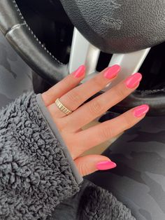 Cute Soild Nails, Pink Nails For Tan Skin, Round Acrylic Nails Solid Color, Dip W Tip Nails, Solid Nail Inspiration, Summer Nails No Acrylic, Nails One Color Pink, Preppy Nails Solid Colors, Cute Plain Color Nails