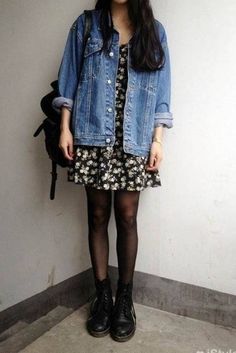 Hipster Girl Outfits, Moda Grunge, Dr Martens Outfit, Doc Martens Outfit, Look Grunge, 90s Fashion Grunge, Hipster Grunge, Hipster Girls, Fashion 90s