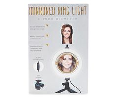 the mirror ring light is in its package