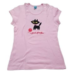 This Vintage Paul Frank T-Shirt Features Mika The Cat And Comes In A Lovely Shade Of Pink. It's A Women's Size Small And Made Of High-Quality Materials. The Shirt Is Perfect For Anyone Who Loves The Paul Frank Brand And Is A Fan Of Cute Cat Designs. The Shirt Is In Great Shape And Will Make A Wonderful Addition To Any Wardrobe. It's Comfortable To Wear And Easy To Care For. Don't Miss Out On The Opportunity To Own This Fun And Unique Piece Of Clothing! Vintage Paul Frank Womens Tshirt, Mika The Ruby Gloom, Wardrobe Vintage, Oopsy Daisy, Emily The Strange, Womens Tshirt, Paul Frank, Private Home, Shade Of Pink, Clothing Vintage