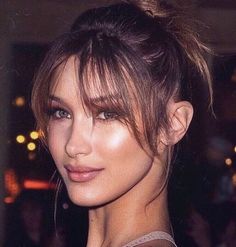 Instagram Features, Braut Make-up, How To Style Bangs, Hair Stylies, Wispy Bangs, Fringe Hairstyles, Haircuts Straight Hair, Long Hair With Bangs