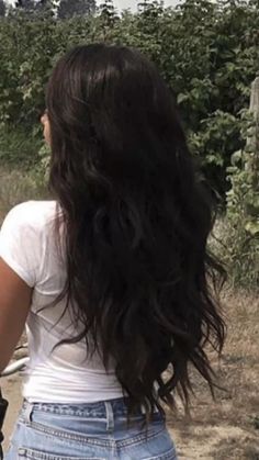 Long Wavy Blowout, Silky Brown Hair Aesthetic, Layered Hair Side Part Long Hair, Dark Brunette Hair Aesthetic, Long Thick Dark Brown Hair, Hair Goals Brunette, Soft Black Hair Dye, Long Black Thick Hair, Black Natural Wavy Hair