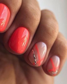 Summer Nails Round 2024: Top 19 Trendy Styles for a Chic & Colorful Look Nail Art Very Short Nails, Circus Chic Nail Color, Top Summer Nail Colors 2024, Dip Nail With Design, Beach Nails Vacation Simple Gel Short, Holiday Gel Nails Summer, Summer Manicure Ideas Gel, Round Gel Nails Short, Fun Nails 2024