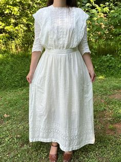 Summer Victorian Dress For Garden Party, Victorian Lace Trim Dress For Garden Party, Regency Style Prairie Dress For Summer Garden Party, Regency Style Summer Prairie Dress For Garden Party, Victorian Style Summer Wedding Dress, Victorian Wedding Dress For Summer, Regency Style Dresses For Vintage Events With Empire Waist, Spring Regency Dress For Vintage Events, Spring Regency Style Dress For Vintage Events