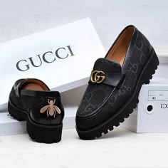 Formal Shoes For Men Classy, Best Sandals For Men, Gucci Shoe, Gents Shoes, Black Shoes Men, Black Men Fashion Swag, Gentleman Shoes, Leather Brogues, African Men Fashion