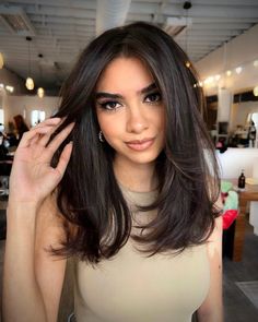 Bang Ideas, Hairstyles For Layered Hair, Haircuts For Medium Hair, Haircuts Straight Hair, Medium Hair Cuts, Homecoming Hairstyles