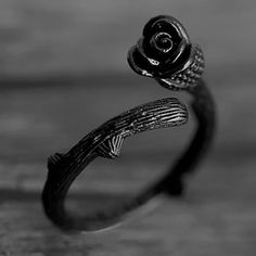 New! Elegant Gun Black Rose Flower Open Ring Details: - Size: Adjustable - Condition: New - Metal: Alloy - Band Color: Black - Included: 1 X Ring Check Out My Other Listings! Other Items I Carry: Vintage Rings Retro Rings Men's Rings Sterling Silver Rings Engagement Bridal Wedding Rings Punk Biker Rings Ethnic Rings Floral Rings Pearl Rings Art Deco Rings Gothic Rings Couples Rings Ring Sets Heart Rings Funny Rings Silver Necklaces Gold Necklaces Vintage Necklaces And Earrings Handmade Jewelry O Black Rose Ring, Thorn Ring, Black Rose Flower, Gothic Rose, Ring Flower, Rose Fashion, Gothic Rings, Stylish Rings, Party Rings