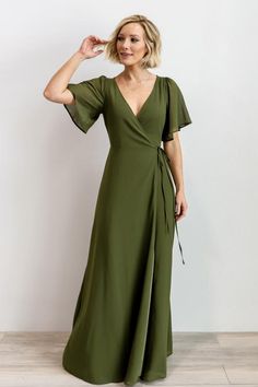 Wrap Dress Outfit, Green Formal Dresses, Dresses Velvet, Dresses Holiday, Olive Dress, Velvet Dresses, Olive Green Dresses