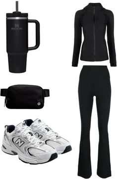 goth girl workout inspo outfit ideas | #workout #gymlife #darkcoquette #darkaesthetic #goth #gothic Black And White Workout Outfit, Clean Girl Goth Aesthetic, Black Sporty Outfit, Goth Fitness Outfit, Goth Running Outfit, Goth Fitness Aesthetic, Athletic Goth, Goth Workout Aesthetic