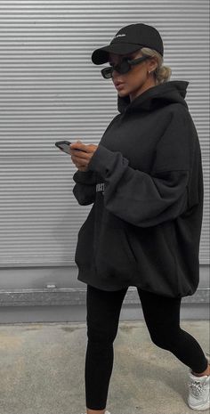 Comfy Outfits Winter, Chique Outfit, Looks Street Style, Hoodie Outfit, Sporty Outfits