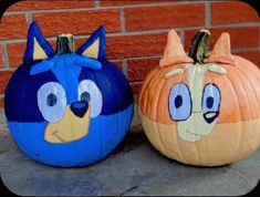 Bluey Cartoon Pumpkin Painting, Bluey Themed Pumpkins, Painted Pumpkin Ideas Bluey, Pumpkin Decorating Ideas Bluey, Painted Pumpkins 2023, Bluey Bingo Pumpkin, Fall Bluey Birthday, Trunk Or Treat Bluey Theme, Pumpkin Painting Book Ideas