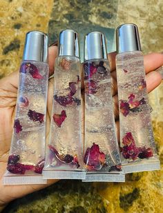 "Welcome to my new lipgloss called \"Peppermint Rose\" I hope you enjoy this amazing party favor for all ages. -14 ml Tubes Clear 💋This Clear \"So Icy\" lipgloss is made with: -Peppermint Oil -Rose petals  -HANDMADE  -CRUELTY FREE INFUSED W/Vitamin E Oil, Coconut Oil, to help hydrate, and keep lips healthy.  *WHOLESALE AVAILABLE UPON REQUEST *" Baddie Lipgloss, Peppermint Rose, Clear Lipgloss, Pr Package, Diy Phone Case Design, Best Lip Gloss, Lip Gloss Collection, Pink Lip Gloss, Peppermint Oil