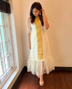 Onam Outfits Kurta, Onam Dress Ideas For Women Frock, Kerala Frock Designs, Onam Kurta For Women, Onam Kurta Outfits Ideas, Onam Frock, Onam Special Dress, Onam Dress Ideas, Kerala Traditional Dress