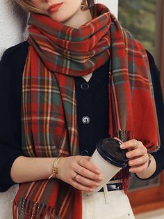 Plaid Tasseled Shawl & Scarf BLACK-One_size Plaid Shawl, Ladies Scarf, Winter Typ, Ladies Style, Winter Scarves, Scarf Women Fashion, Elegant Ladies, Fall Scarves, Large Scarf