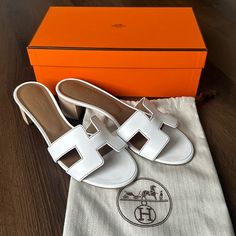 Sandal In Calfskin With Iconic "H" Cut-Out. An Iconic Hermes Style, This Silhouette Is An Essential Piece In Every Wardrobe. Only Worn Twice, In Mint Condition. Comes With Dust Bag And Hermes Box Hermes Style, Hermes Shoes, Hermes Box, Women's Shoes Sandals, Mint Condition, Oasis, Calf Skin, Shoes Sandals, Dust Bag