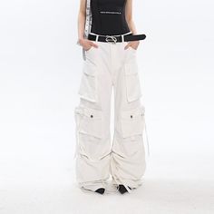 Size: S MStyle: StreetColor classification: whiteYear Season: Spring 2023Thickness: RegularClothing style details: pocketsTrouser length: Long pantsWomen's pants: Straight-leg pantsMaterial composition: Other materials size Trouser length waistline Hip circumference Leg circumference S 1 1 1 1 M 1 1 1 1 Harajuku 90s, Spring Outfits For School, 2000s Clothes, Pants Straight, Dress Suits, Straight Leg Pants, Skirt Pants, High Waisted Pants, Spring Outfit