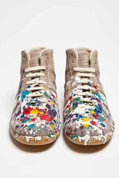 Hand Painted Shoes, Martin Margiela, Painted Shoes, Paint Splatter, Nike Outfits, Shoe Game, Canvas Shoes, Golden Goose Sneaker