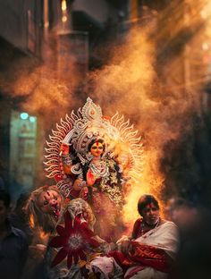 Maa Pic, Maa Paintings, Durga Puja Wallpaper, Durga Puja Kolkata, Maa Durga Photo, Durga Picture, Aadi Shakti, Durga Painting, Happy Navratri Images