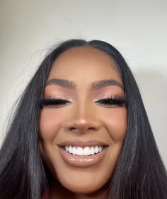 Work Makeup Black Women, Brown Skin Makeup, Makeup Eye Looks, Glamour Makeup, Dark Skin Makeup, Makeup Obsession, Gorgeous Makeup, Glam Makeup, Girls Makeup