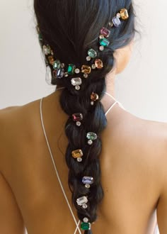 The Gemma Bobby Pin is inspired by the rich opulence of Renaissance art, unabashedly embracing jewel tones. Made of varying combinations of colorful Swarovski crystals and smaller complimentary stones, these gems are pure candy-colored fun. The Gemma Bobby Pin can be worn solo for a more subdued look, but we love creating drama with multiple colors stacked on, and mixing with the Perla Bobby Pins for a look fit for royalty. Dimensions: 2.25 x 0.75 x 0.5 inches Weight: 6g Luxury Hair Accessories, Hair Accessories Clips, Bobby Pin, Luxury Hair, Party Hairstyles, Hair Jewelry, Hair Looks, Hair Goals, Hair Inspo