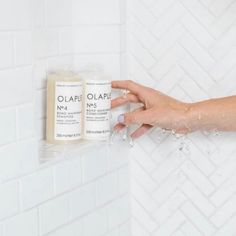 Olaplex No. 4 Bond Maintenance Shampoo And No. 5 Conditioner Set Kit Includes: Full Size No. 4 Bond Maintenance Shampoo (250 Ml / 8.5 Fl Oz) Full Size No. 5 Bond Maintenance Conditioner (250 Ml / 8.5 Fl Oz) A Highly Moisturizing, Reparative Shampoo That Leaves Hair Easy To Manage, Shiny And Healthier With Each Use. N4 Is Color-Safe, Sulfate-Free, And Proven To Reduce Breakage And Strengthen All Types Of Hair. Hair Type : All, Chemical, Thermal, And Color Treated Hair Guaranteed Authentic Because Hair Split Ends, Olaplex Shampoo, Broken Bonds, Types Of Hair, Clarifying Shampoo, Damaged Hair Repair, Brittle Hair, Hair Maintenance, Hair Strengthening