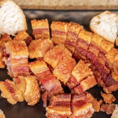 Chicharrones Recipe, Pork Belly Strips, Fried Bacon, Fried Pork Belly, Paprika Pork, Deep Frying Pan, Spanish Dishes, Fried Pork, Pork Belly