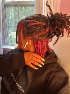 Pink And Black Locs Black Women, Loc Heart Hairstyles, Locs With Skunk Stripe, Dyed Locs Hairstyles, Brown And Pink Locs, Half Dyed Locs, Peekaboo Locs