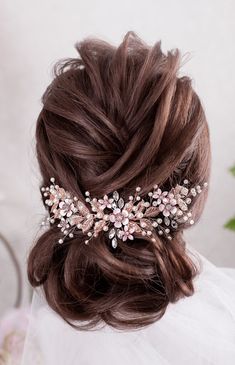 Rose Gold Bridal Hair Piece, Gold Wedding Hair Accessories, Gold Hair Accessories Wedding, Long Hair Vine, Gold Hair Comb Wedding, Hairstyles Inspiration, Pearl Hair Vine, Bridal Braids, Rhinestone Headpiece