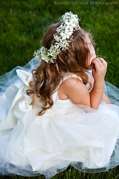 Flower Crowns for my little girls :) Garden Wedding Hairstyles, Babies Breath, Hair Wreaths, Floral Event Design, White Dresses