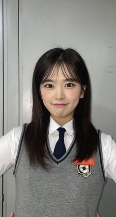 Iz One Yujin, Cut My Hair, Cute Actors, Iz One, Celebrities Female, South Korean Girls, Good Music, Kpop Girls