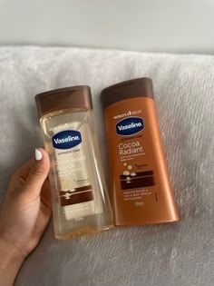 Cocoa Radiant Body Oil, Lotion Aesthetic, Vaseline Intensive Care Cocoa Radiant, Spa Aesthetic, Sunscreen Makeup, Sunscreen Skincare, Vaseline Intensive Care, Healing Dry Skin