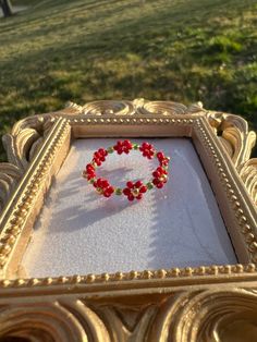 *Cute rose inspired ring ✨Made with 11/0 Czech beads and clear monofilament cord Flower Bead Ring, Beaded Flower Ring, Beaded Rose, Cute Rose, Beads Bracelet Design, Rose Ring, Ring Dainty, Red Flower, Czech Beads