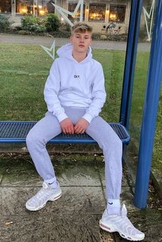 Skinhead Boots, Gay Outfit, Vintage Blog, Blonde Guys, Nike Air Max Plus, Air Max Plus