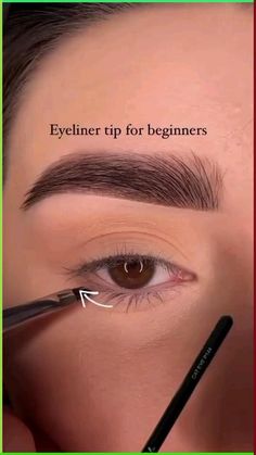 #eyeliner Eyeliner Tutorial With Brush, Wing Eyeliner For Almond Eyes, Best Liner For Eye Shape, Horizontal Eyeliner, Smokey Eyes Eyeliner, How To Put An Eyeliner, How To Draw Perfect Winged Eyeliner, Deep Set Eyeliner, Eyeliner Corner Of Eye