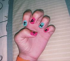 Tpwk Nails, Louis Nails, Hslot Aesthetic, Hair Tomboy, Concert Nails, Harry Styles Concert, Nail Style