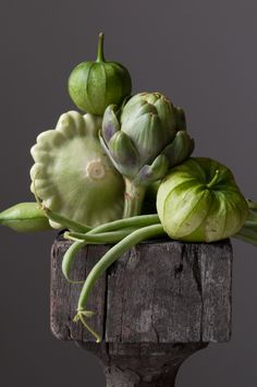 the cover of simply raw magazine features artichokes