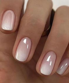 Fingernails For Wedding, Nail French Tip Designs Short, Best Bridal Nails, French Manicure Designs Chrome, Casual Wedding Nails, Squarvole Nails, Mom Of The Bride Nails, Short Classy Nails Natural, French Tip With Glitter Base