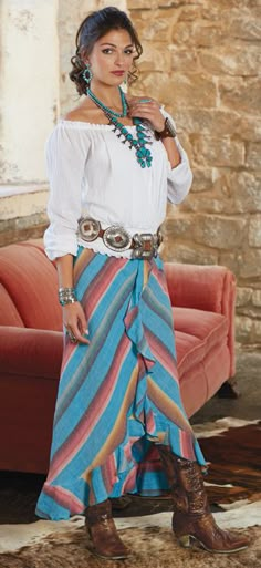 Crow's Nest Trading Co Style Clothing Women, Southwestern Clothing, Southwest Fashion, Equestrian Outfit, West Home, Crow's Nest, Minnetonka Moccasins, Santa Fe Style, Estilo Country