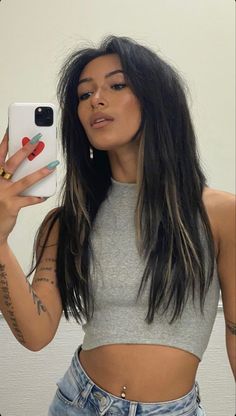 Hair Color Ideas For Brunettes Short, Black Hair With Blonde Highlights, Edgy Long Hair, Black Hair Long, Blonde Hair Colour, Long Straight Black Hair, Sleek Bob Hairstyles, Edgy Hair Color, Shaggy Hairstyles